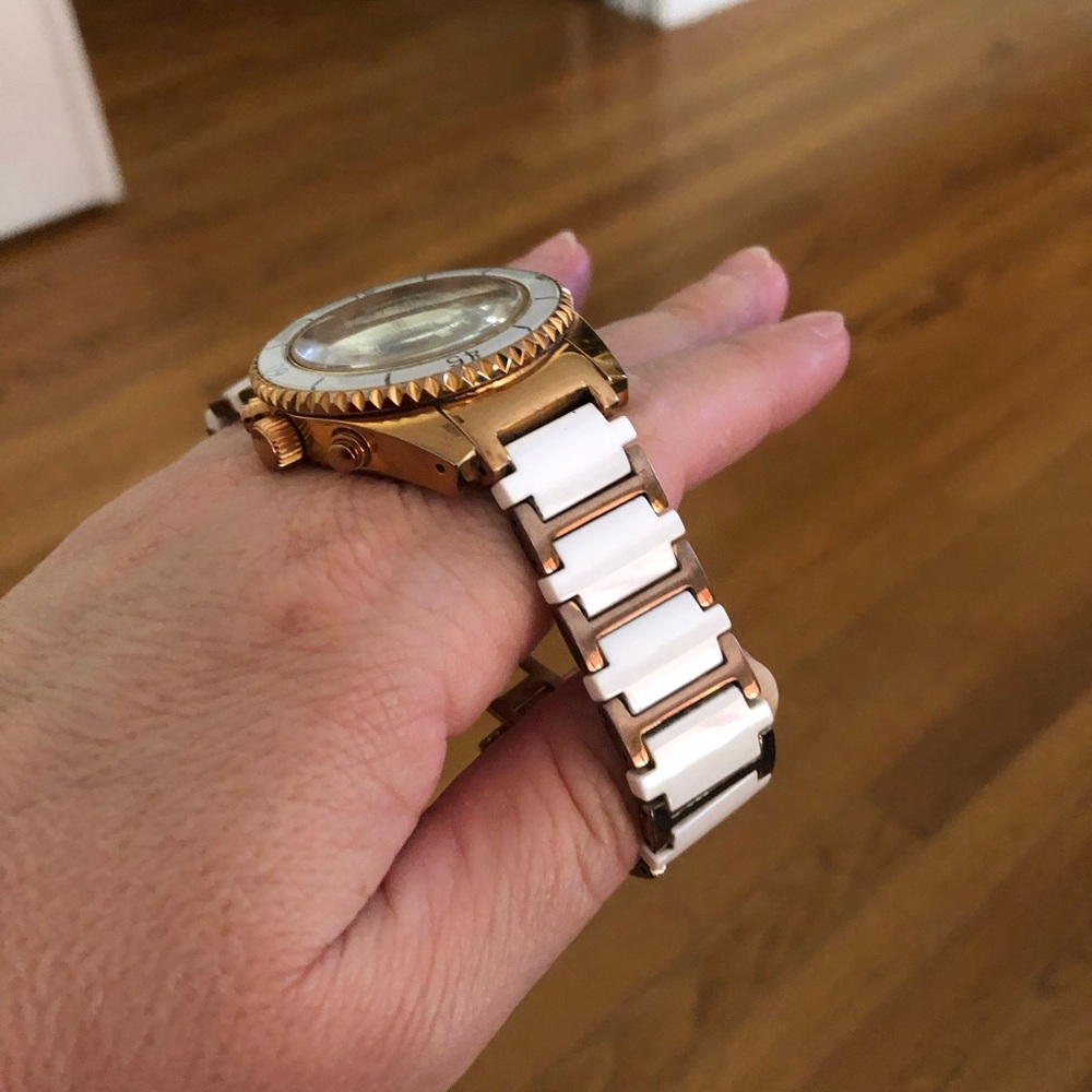 Klaus-Kobec Women’s Destiny Swiss Stainless steel watch, of London. Gently used - Picture 5 of 8